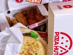 -必胜客(武汉欢乐谷店)