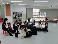 -小芳舞蹈团·少儿舞蹈·中国舞(龙江校区)