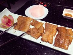 黑猪五花肉-猪啊牛呀羊啊铜盘烤肉(正大广场店)