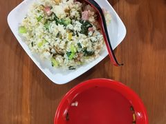 -舒蔡记生煎菜饭(云南中路店)