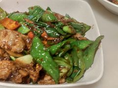 嘉丰小炒肉-嘉丰湘菜馆(芳群园店)