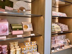 零售区-好利来(七宝领展广场店)