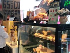面包甜点陈列柜-麦当劳(杭州庆春路店)