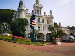 -龙凤山庄影视度假村