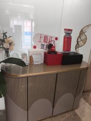 -More摩尔医美の注射线雕光电中心