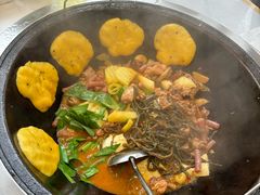 -鲁员外地锅鸡地锅鱼(古墩路店)