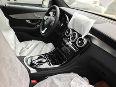 -上海星瀚奔驰4S店(红柳路店)