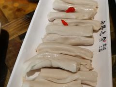-老房老舍重庆火锅(假日城市店)