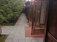 -大连步云山老汤度假山庄