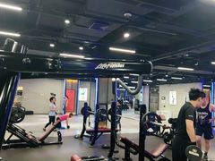 -一兆韦德健身(浦东万达会所)