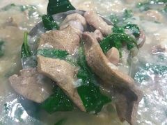 -标记美食新鲜猪杂(兴南大道店)
