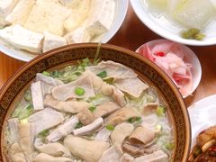 -侯记双流蘸水肥肠(阆中店)