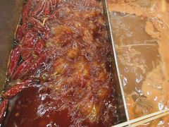 -百年川椒重庆老火锅(光谷店)