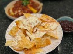 奶呼呼乳扇片蘸草莓酱-浩海火烧云傣家菜(蓝港店)