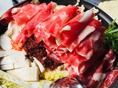 部队锅-MI WU FACTORY米屋美食工厂餐厅(绿地店)