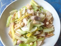 -梨云山居农家乐