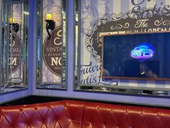 -范特西FANTASY量贩式KTV(民主广场店)