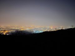 -鬼笑石后山停车场