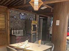 -乔家小院•非遗驴肉•本地小海鲜(滨河路店)