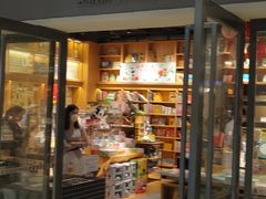 -百新书局(尚悦湾店)