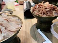 -毛肚向右·川渝毛肚王(经开永旺店)