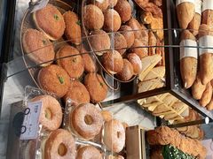 -罗森尼娜(德思勤店)