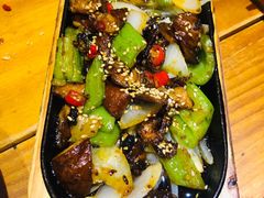 铁板肥肠-東北一鴿(繁荣路店)