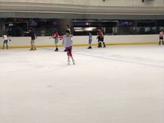 -冠军冰场CHAMPION RINK(环球银泰城店)