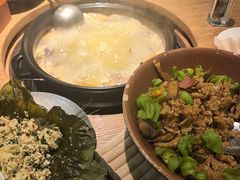 -一朵菌·野生菌探索家火锅(南亚店)
