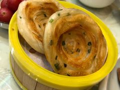 老济南油旋-鹊华居·地道鲁菜·海鲜·融合味(大明湖店)