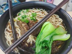 -李先生牛肉面大王(北京站售票厅餐厅)