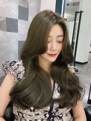 -SWANK SALON