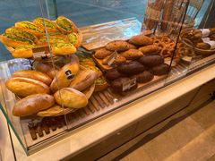 -巴黎贝甜(大宁国际商业广场店)