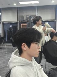 -藤野造型烫染·漂发