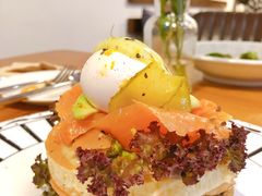 三文鱼水波蛋松饼-AFS Cafe & Canteen(闽江二路店)