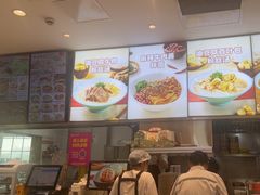 -小杨生煎(金山百联购物中心3楼店)