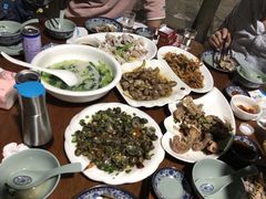 -胖大嫂渔家排档(半边山店)