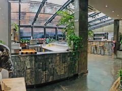 -HIGH FIVE哈福手工汉堡(桂林路店)