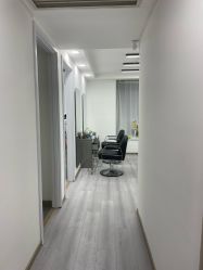 -LILI·HAIR SALON理理造型