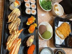 -万岁料理回转寿司(华贸店)