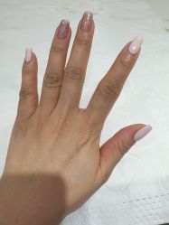 -悦指间美甲美睫