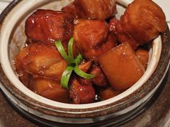 尘香红烧肉-在莲野·湖北民间菜·头牌松滋鸡(光谷步行街店)