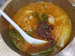 -魔都三兄弟酸辣粉·蘸卤炸串(虹桥万科店)