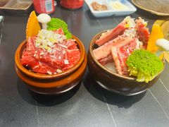 -山川小町·极番烧肉(新地假日广场店)