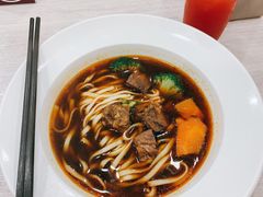 -康师傅私房牛肉面(马泉营奥莱店)