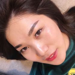 -艾尚妆·日系美甲美睫美学馆