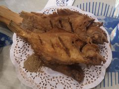 炸偏口鱼-渔人家宴