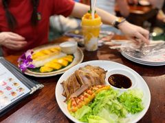 -Dang restaurant (patong phuket)