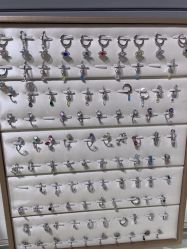 -AI艾耳·专业手工耳洞·穿孔美学馆