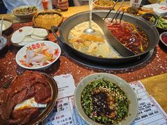 -赵美丽·重庆社区火锅·直营店(火车东站·中豪国际店)